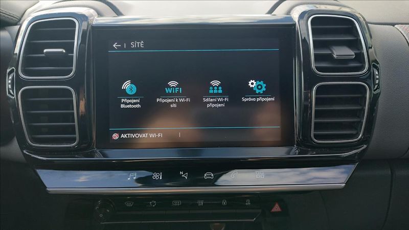 Citroën C5 Aircross 1,5   Feel BHDi EAT8 ČR - fotka 16 z 19