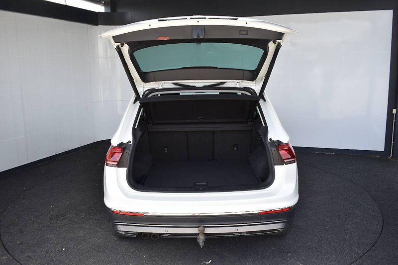 Volkswagen Tiguan (2020) 2.0TDI 140kW 4x4,tažné,Matrix - fotka 10 z 28