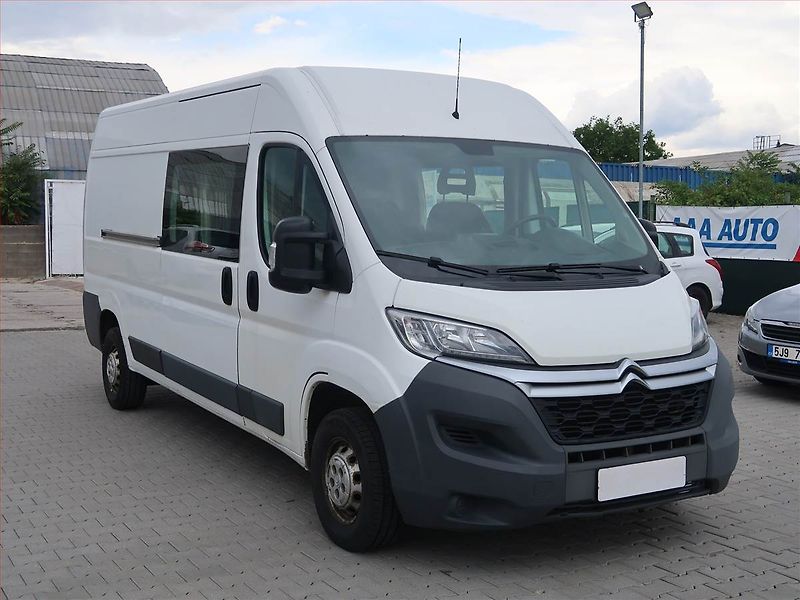 Citroën Jumper (2016) 2.0 BlueHDi, 6Míst, L3H2, 1.0t - fotka 1 z 11