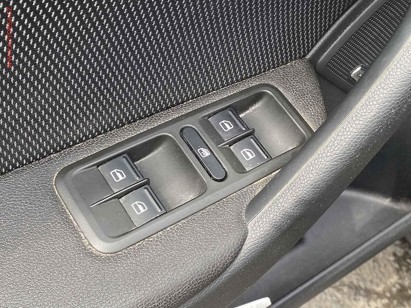 Škoda Yeti (2012) 1.4 TSi, Ambition, navi - fotka 11 z 17
