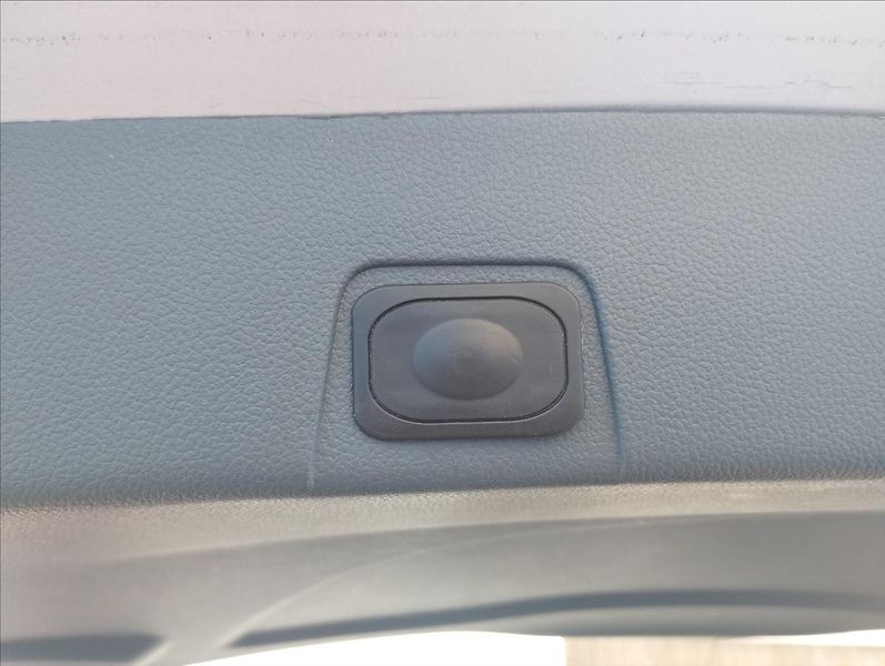 Ford C-MAX 2,0 TDCi 85KW AUTOMAT - fotka 19 z 20