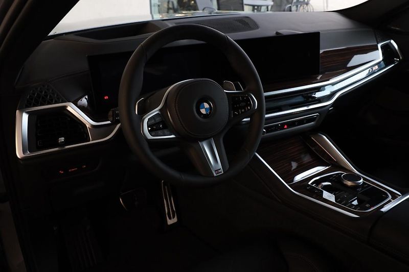 BMW X6 xDrive30d - fotka 2 z 18