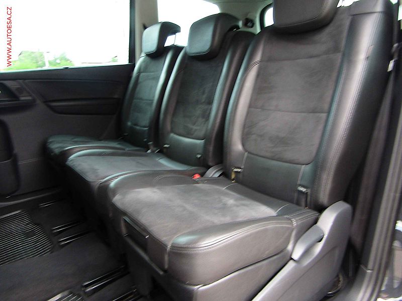 Volkswagen Sharan (2014) 2.0 TDi, 2.maj,ČR, DSG, xenon - fotka 10 z 22