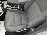 Toyota Auris 1.8i 16v HYBRID AUT NAVI CAM!! - náhled 87