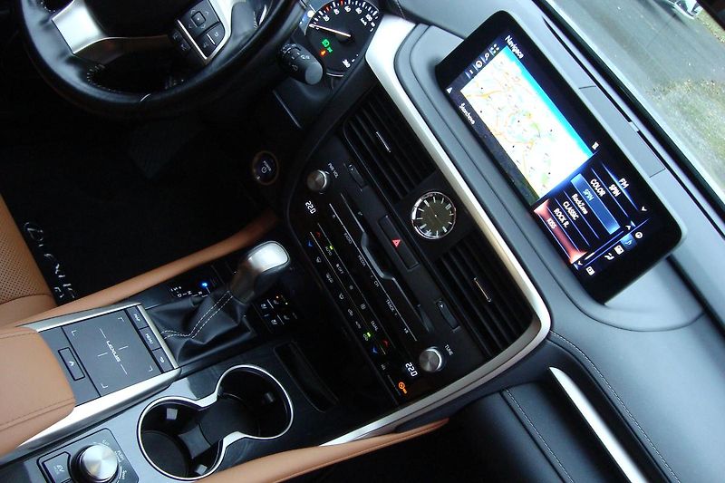 Lexus RX 450h (2021) ČR,1.Maj.S.kn.Najeto 62 tis.! - fotka 71 z 110