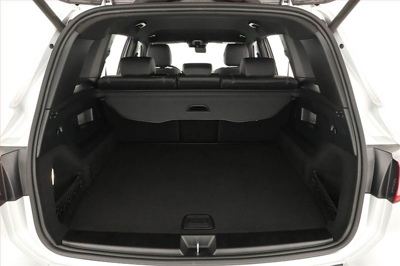Mercedes-Benz GLB (2024) 200 d 4MATIC - fotka 19 z 20
