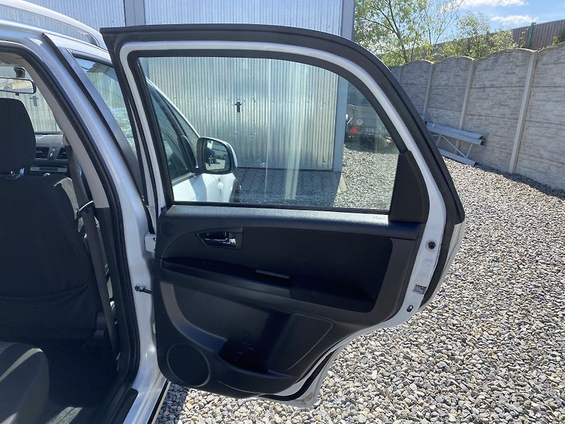 Fiat Sedici 1.6i 16v 120PS CITY STK PĚKNÝ! - fotka 113 z 154