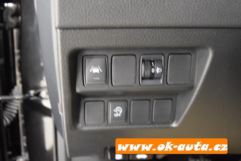 Nissan Qashqai 1.5 DCI ACENTA 74 000 KM-DPH - fotka 31 z 45