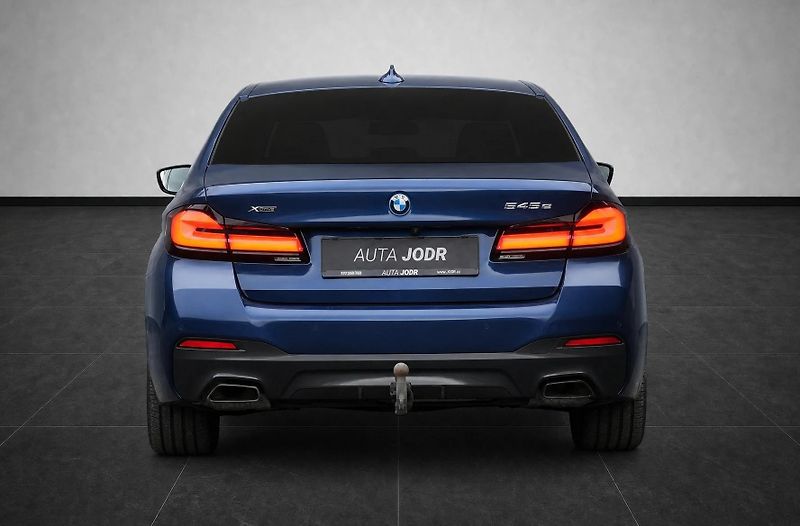 BMW Řada 5 545e xDríve, ČR, Ventilace - fotka 4 z 31
