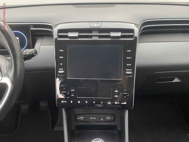 Hyundai Tucson (2021) 1.6T-GDi, ČR, AC, temp. - fotka 12 z 15