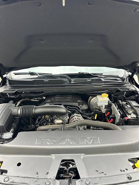 Dodge RAM (2021) 5.7 V8 HEMI LONG STAR ETORQUE - fotka 23 z 27