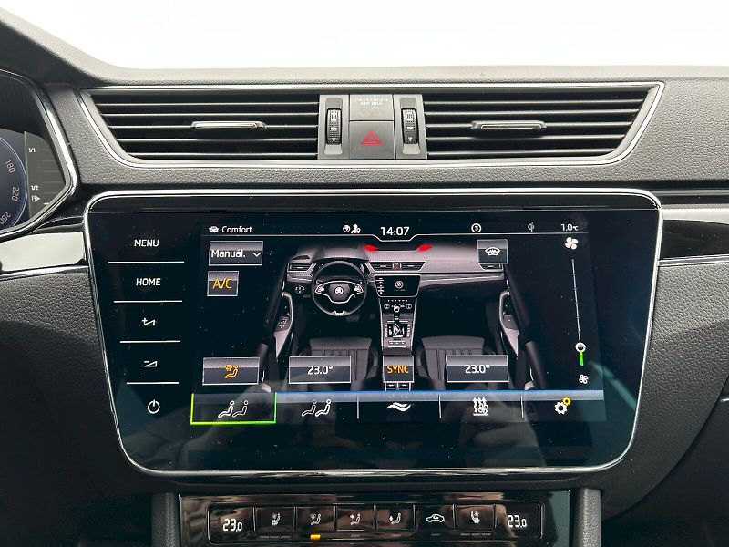 Škoda Superb (2024) Combi 2.0 TDI 147kW 4x4 DSG L& - fotka 21 z 35