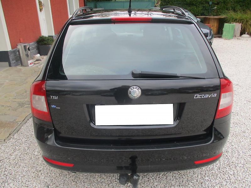 Škoda Octavia 1.4 TSi +sada kol - fotka 4 z 32