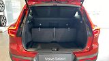 Volvo XC40 PLUS DARK, B4 AWD, 145+10 kW / - náhled 10