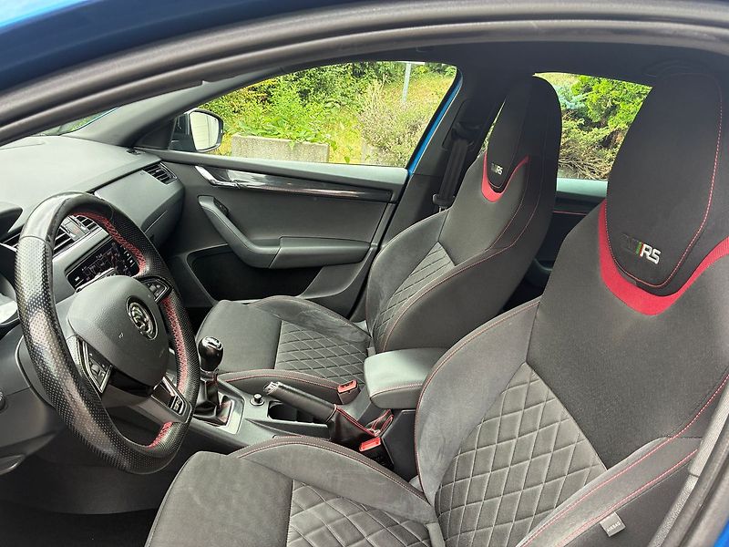 Škoda Octavia 2.0 TDI 135 kW RS ČR - fotka 11 z 30