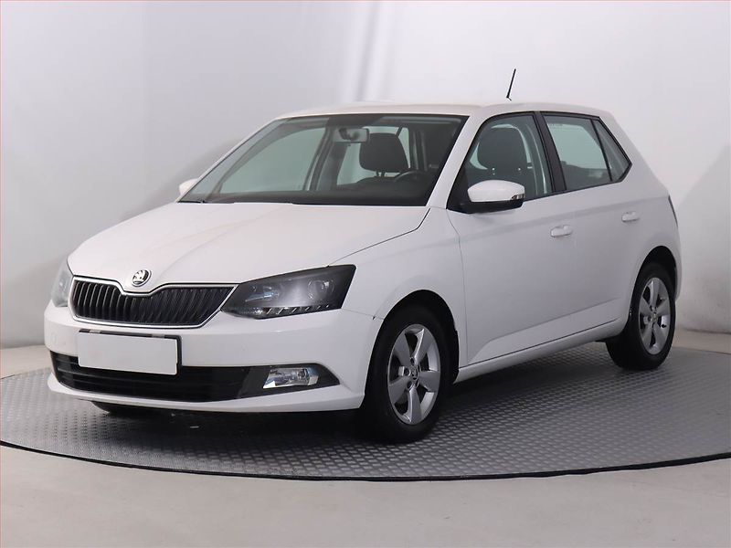 Škoda Fabia (2015) Ambition 1.2 TSI, Serv.kniha - fotka 2 z 16