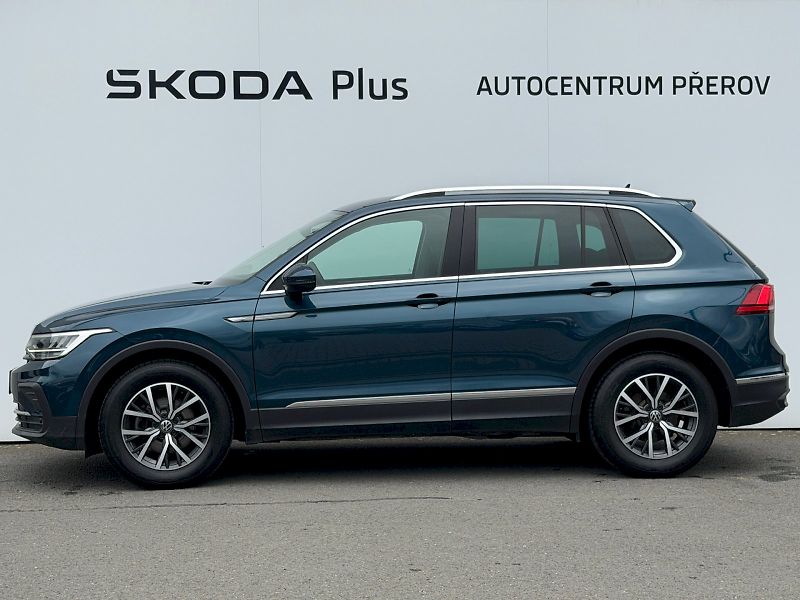 Volkswagen Tiguan (2021) 1.5 TSI 110kW LIFE - fotka 3 z 35