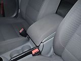 Volkswagen Touran (2007) 2.0 TDi, Bixen, výhřev sed - náhled 17