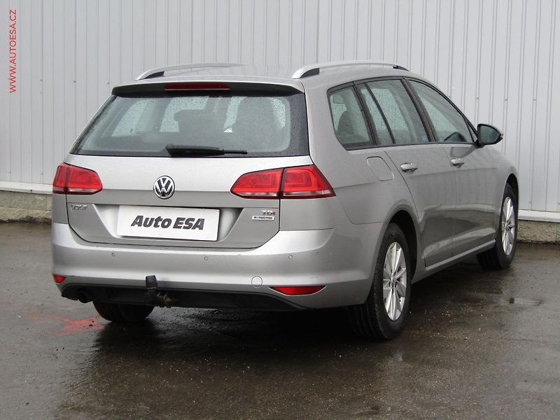 Volkswagen Golf (2015) 1.6TDi, ČR, Comfortline - fotka 4 z 16