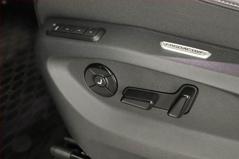 Volkswagen Tiguan (2025) 2.0 TDI - fotka 17 z 21
