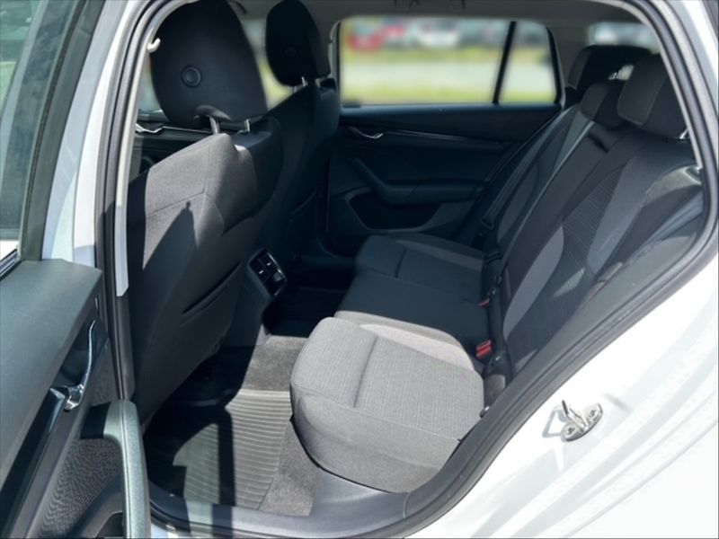 Škoda Octavia 2,0 TDI 85 Ambition - fotka 8 z 11