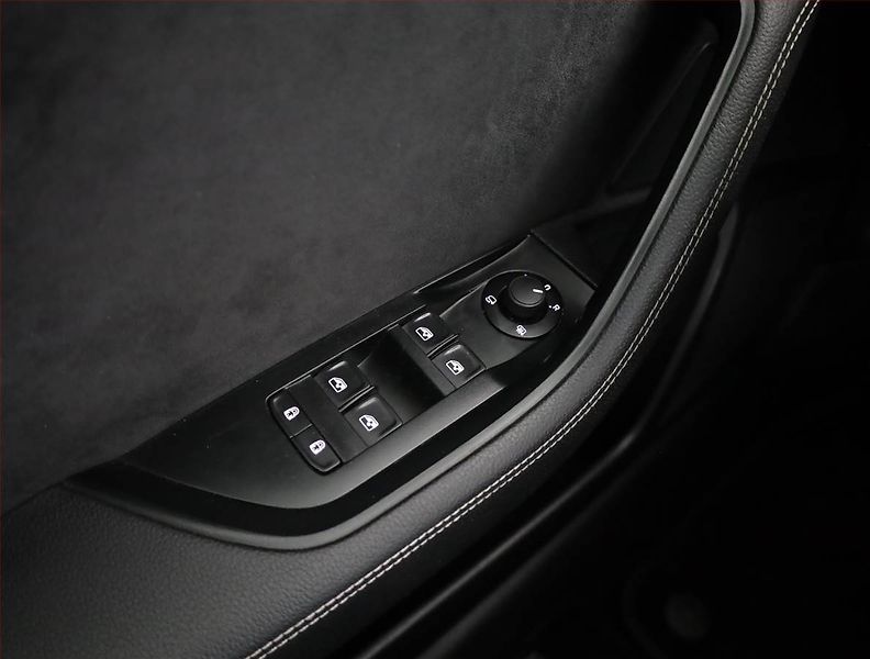 Škoda Superb (2021) Sportline iV 1.4 TSI PHEV - fotka 18 z 24