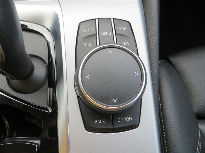 BMW Řada 6 3,0 640i 245kW xDrive AT GT - fotka 18 z 32