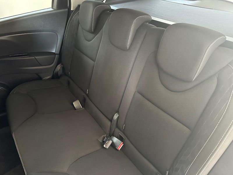 Renault Clio (2019) Kombi Limited - CZ - DPH - fotka 18 z 19