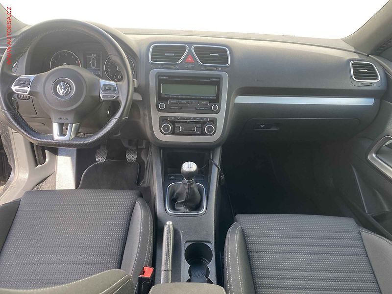 Volkswagen Scirocco (2010) 1.4 TSi, Team - fotka 8 z 17