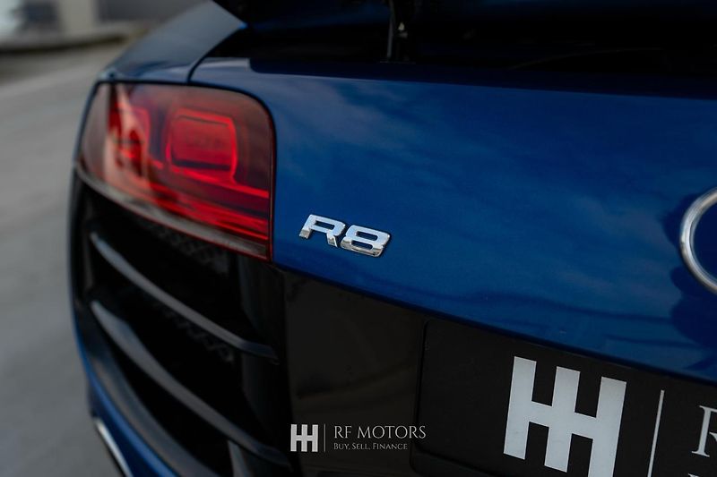 Audi R8 (2010) R8 5.2 V10 quattro 386kW - fotka 13 z 46
