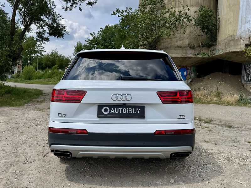 Audi Q7 3.0 TDI HNĚDÁ KŮŽE MAX - fotka 7 z 49