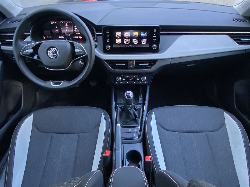 Škoda Scala (2024) 1.5 TSI Top Selection - fotka 5 z 34
