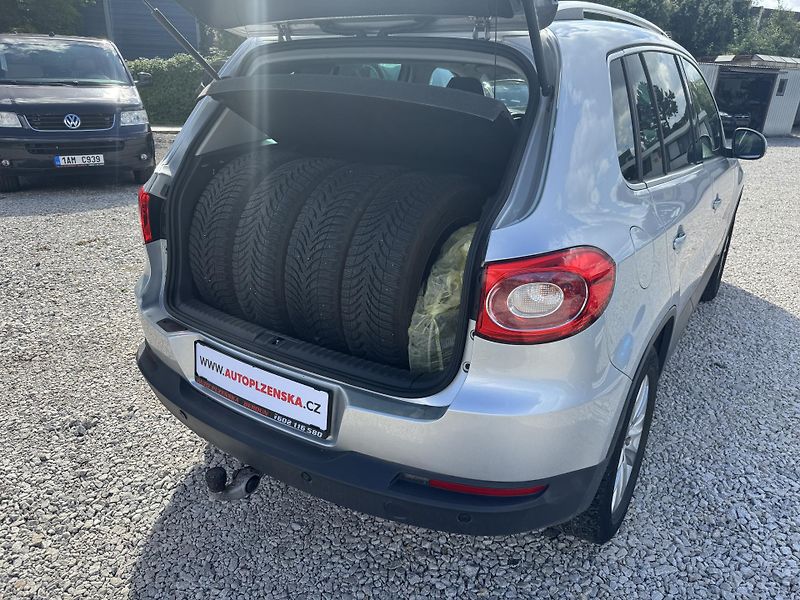 Volkswagen Tiguan 2.0TDi,SPORT,4x4,AUTOMAT - fotka 28 z 47