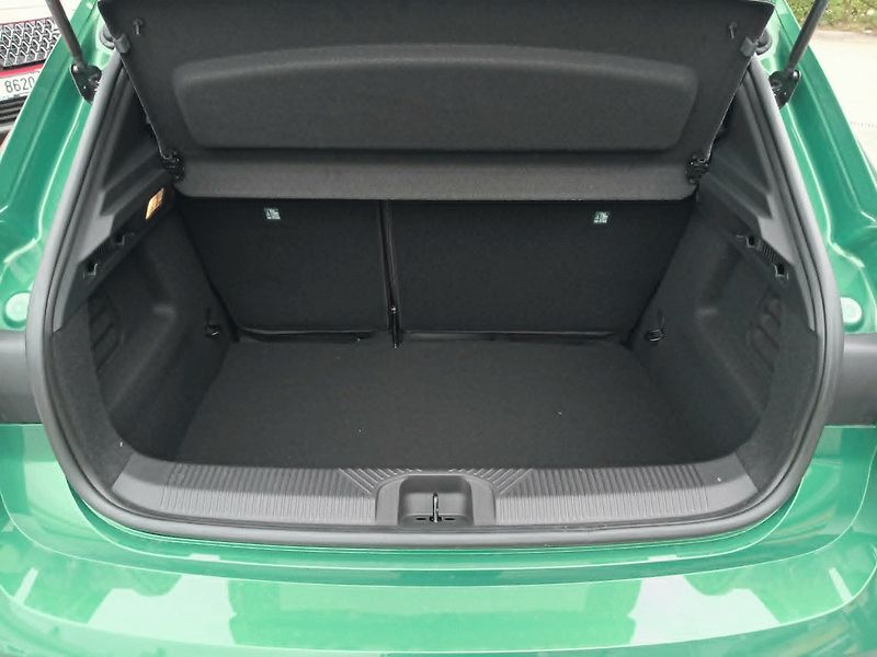 Renault Clio (2026) techno TCe 115 - fotka 13 z 19