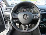 Škoda Superb (2018) 2.0 TDi, ČR, Style, kůže - náhled 13