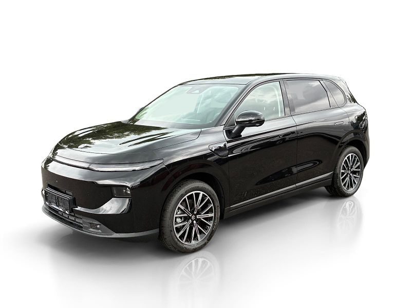 Leapmotor B10 (2026) Design Hybrid EV       - fotka 1 z 15
