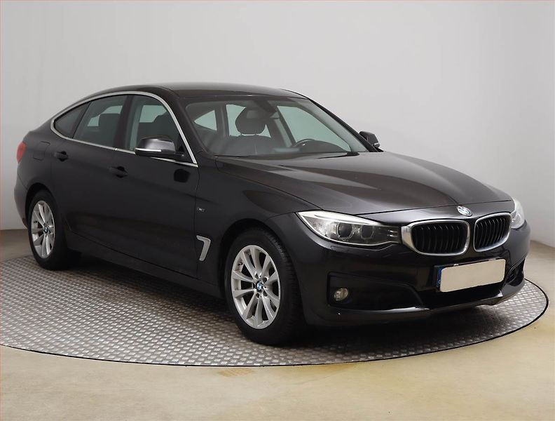 BMW Řada 3 (2015) Sport Line 320d xDrive GT - fotografie inzerátu