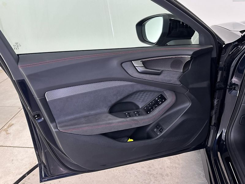 Audi A5 quattro 270kW - fotka 13 z 31