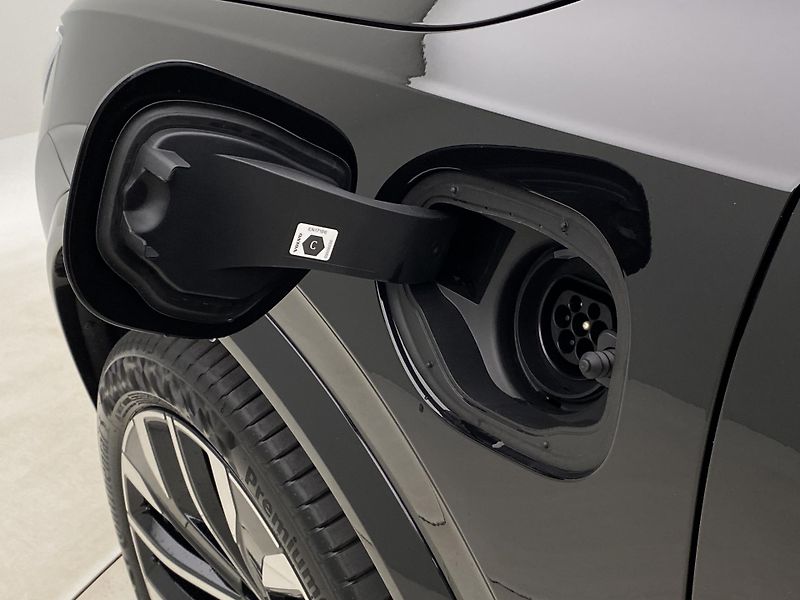 Volvo XC90 (2026) T8 AWD Plug-in DARK PLUS 7m - fotka 19 z 72
