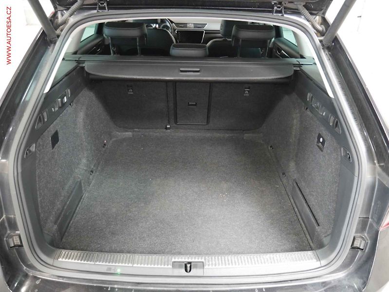 Škoda Superb (2020) 2.0 TDi, L&K, DSG - fotka 7 z 23