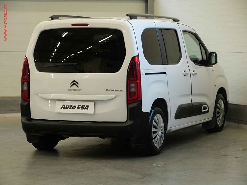 Citroën Berlingo (2019) 1.2T, 1.maj,ČR, Feel, AC - fotka 4 z 21