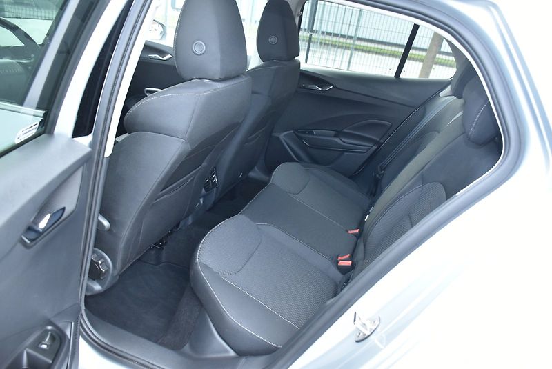 Škoda Fabia (2025) Top Selection 1.0 TSI 85kW - fotka 28 z 34