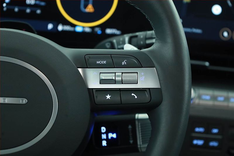 Hyundai Kona (2025) Electric 48 kWh, SoH 100% - fotka 16 z 21