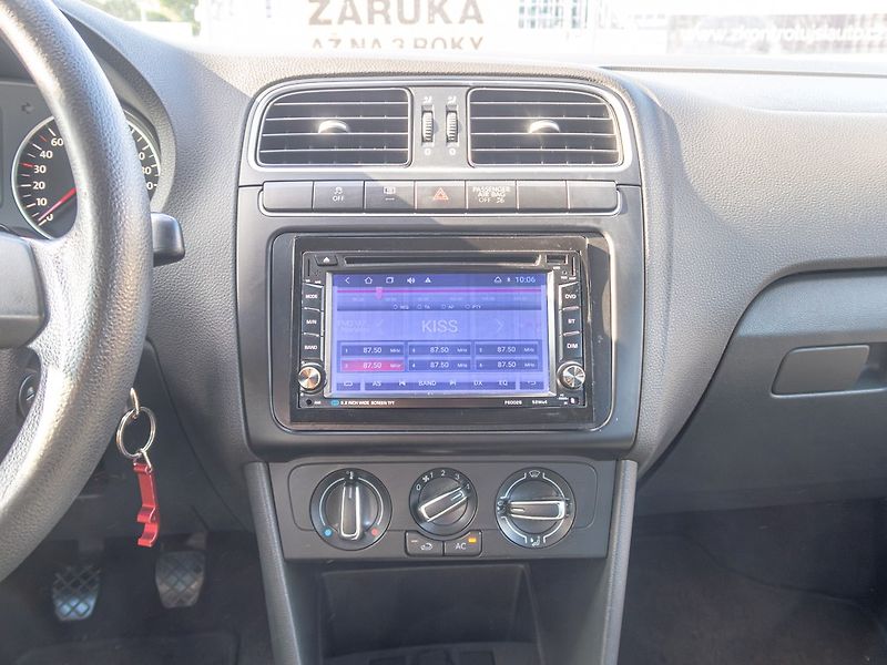 Volkswagen Polo (2011) 1.2TDI – MINIMÁLNÍ SPOTŘEBA - fotka 17 z 34