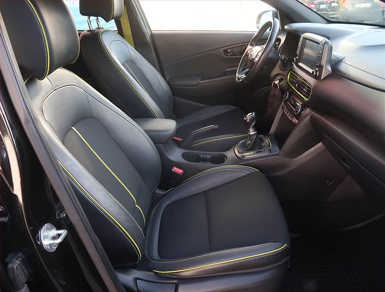 Hyundai Kona (2019) 1.0 T-GDI, Serv.kniha, Kůže - fotka 9 z 20