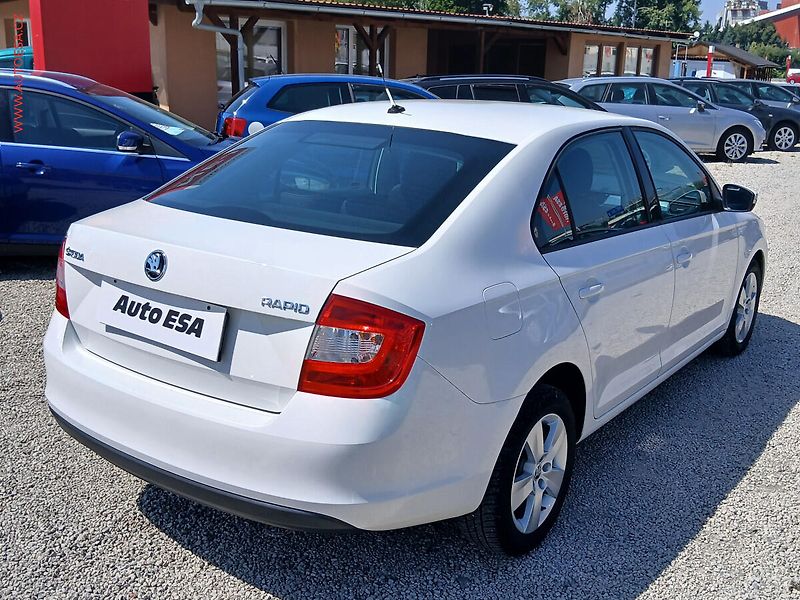 Škoda Rapid (2015) 1.4 TDi, 2.maj,ČR, Klima - fotka 4 z 22