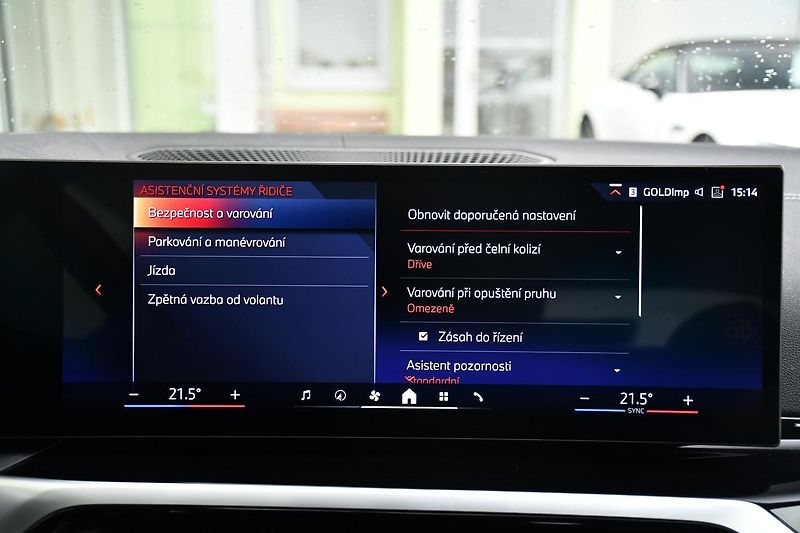 BMW i4 eDrive40 97%SoH - fotka 33 z 38
