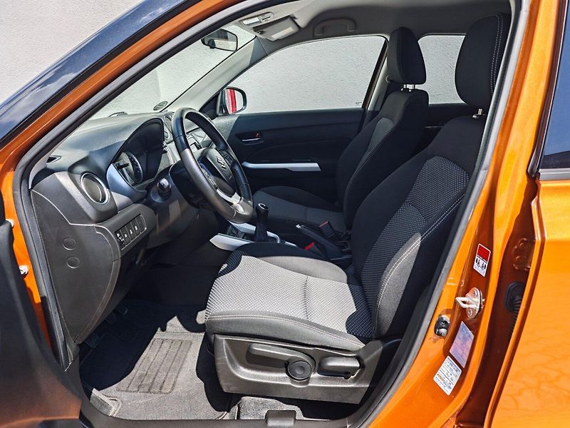 Suzuki Vitara (2016) 1.6 VVT Digiklima Kamera - fotka 14 z 40