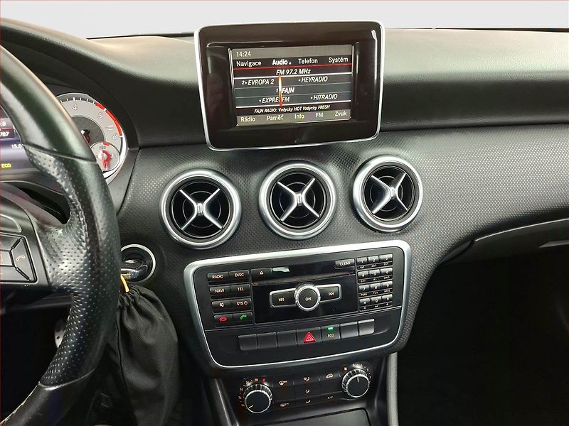Mercedes-Benz Třídy A (2014) A 180 d, Navi, Xenony - fotka 12 z 20