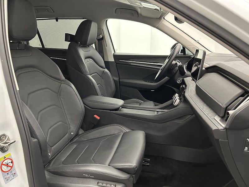 Škoda Kodiaq 2.0 TDI 4x4 Exclusive Selectio - fotka 19 z 23